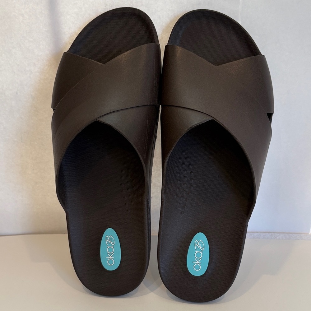 OKA b. NWOT Women's Dark Brown Slide Sandals XL (11.5-12.5)